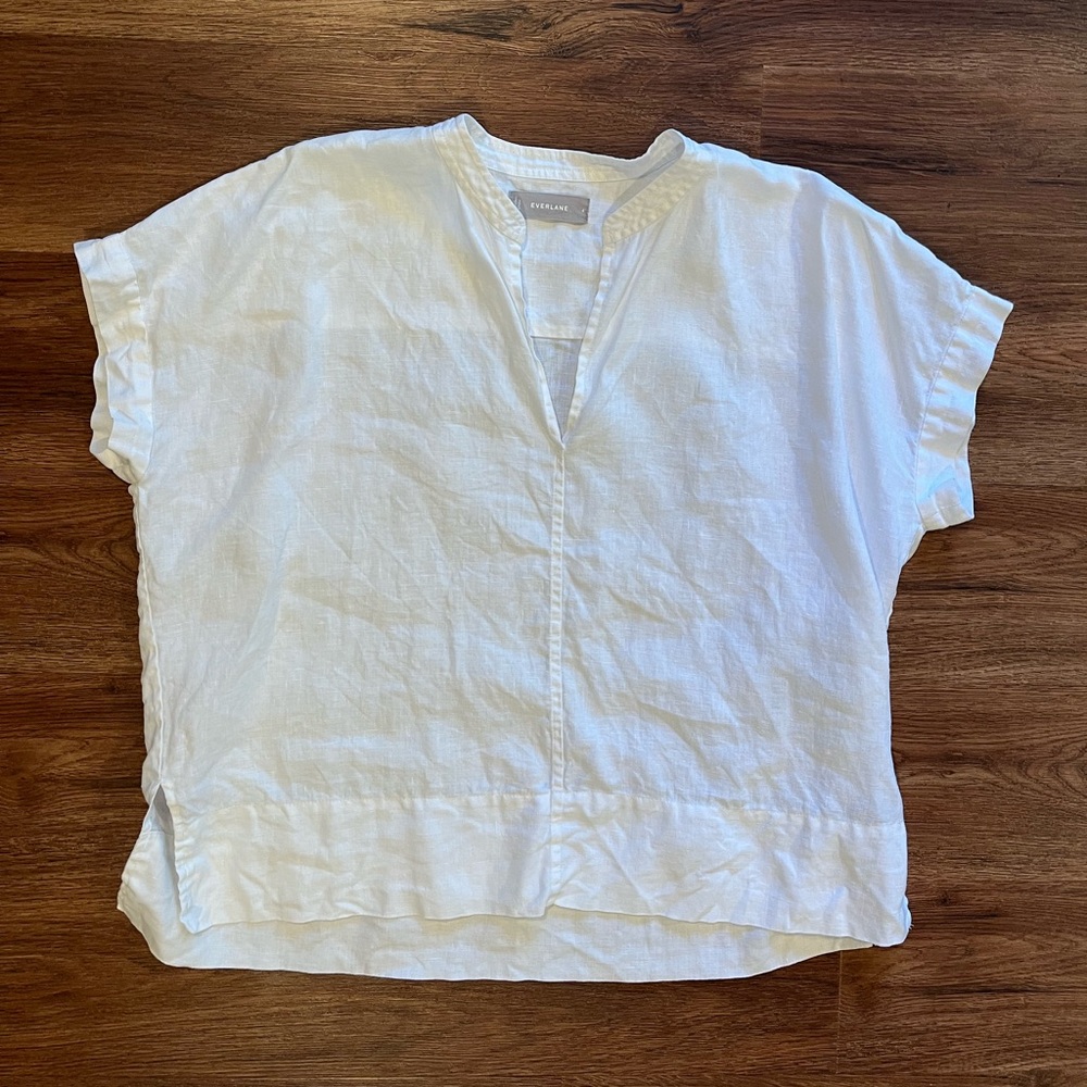 EVERLANE 100% Linen White Short Sleeve Split-Neck Top Shirt Flowy Breezy Size 4 - Picture 3 of 12